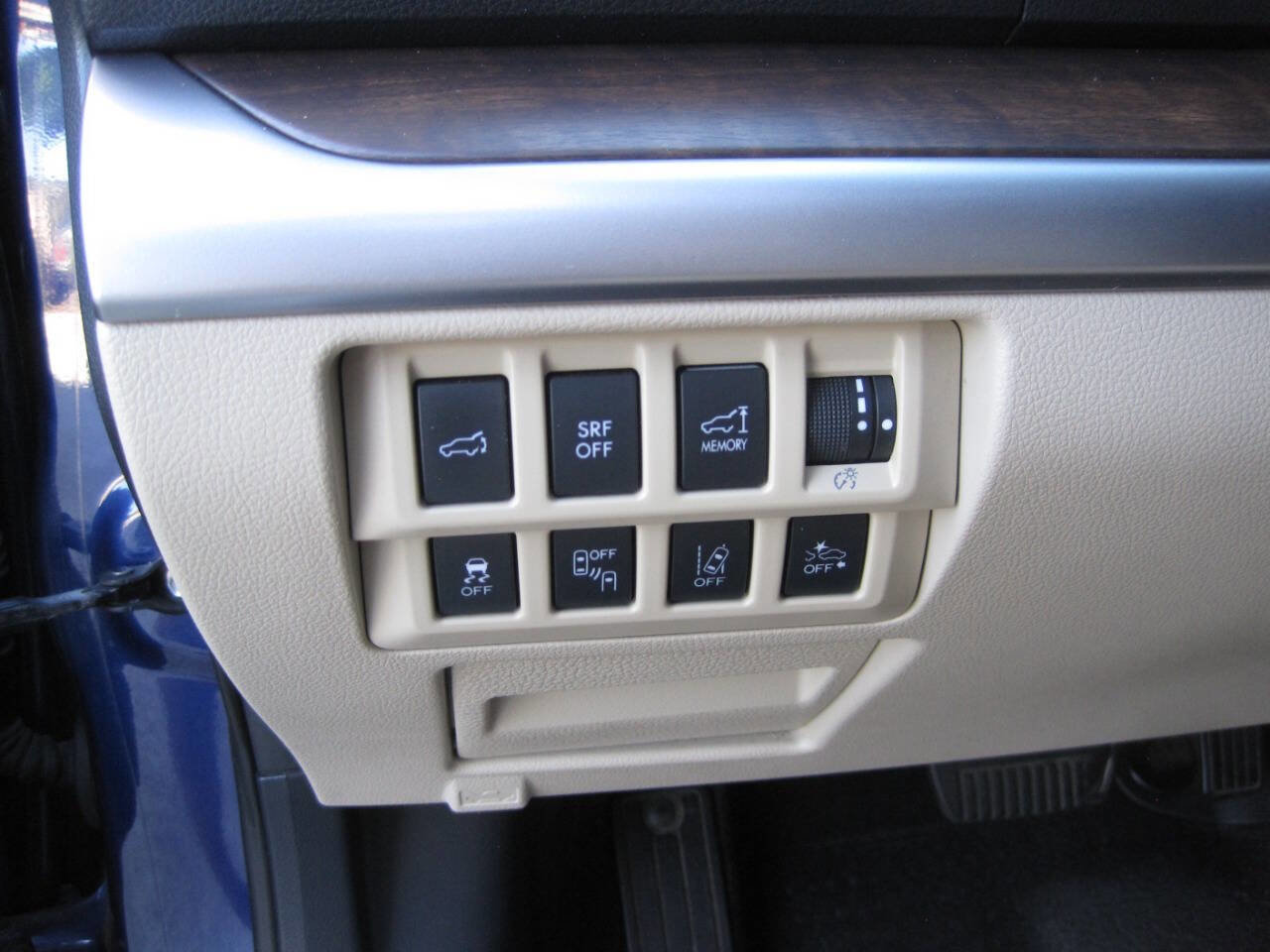 Used 2015 Subaru Outback 2.5i Limited image 42