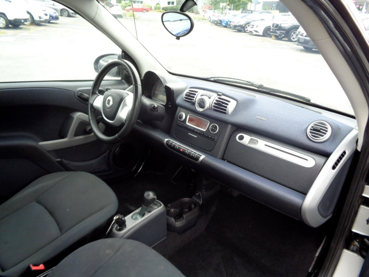 Used 2015 smart fortwo passion image 22