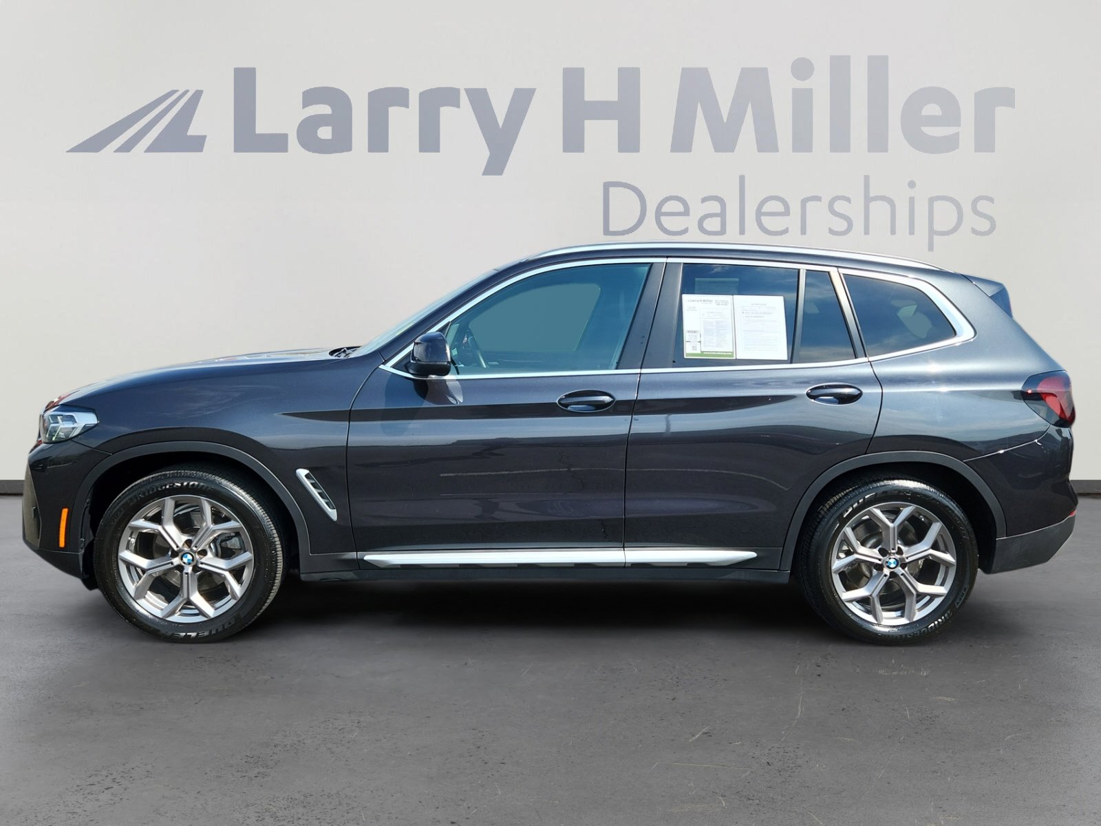 Used 2022 BMW X3 xDrive30i w/ Premium Package video 2