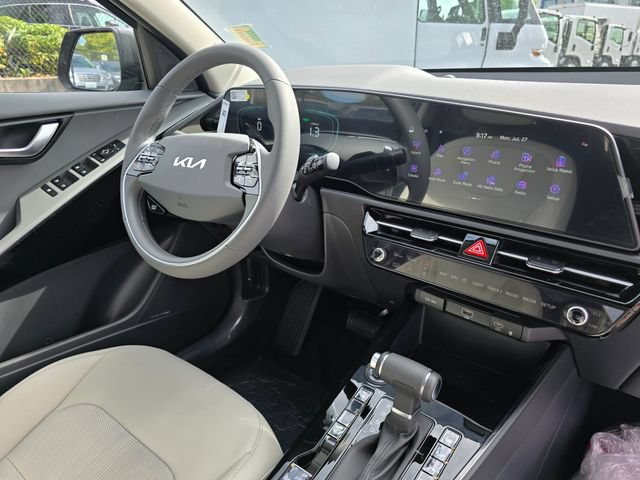 New 2026 Kia Niro EX w/ EX Premium Package FWD image 10