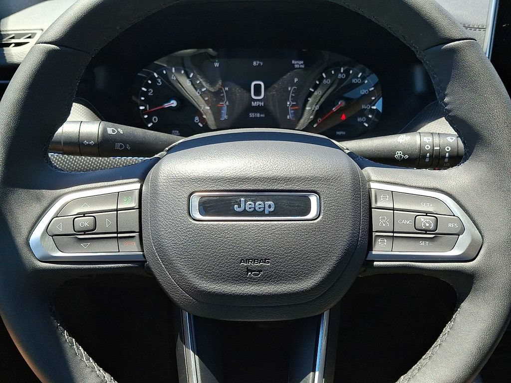 Used 2026 Jeep Compass Latitude w/ Quick Order Package 29K AWD/4WD image 18