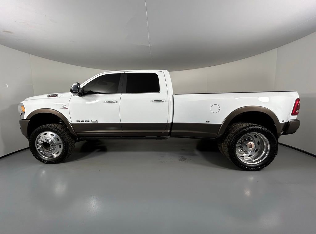 Used 2022 RAM 3500 Limited image 4