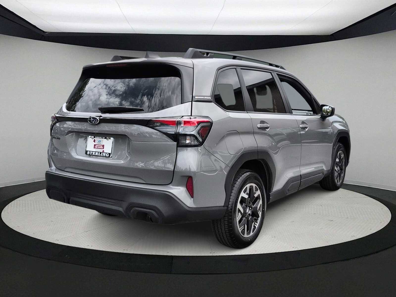 Used 2026 Subaru Forester Premium AWD/4WD image 8