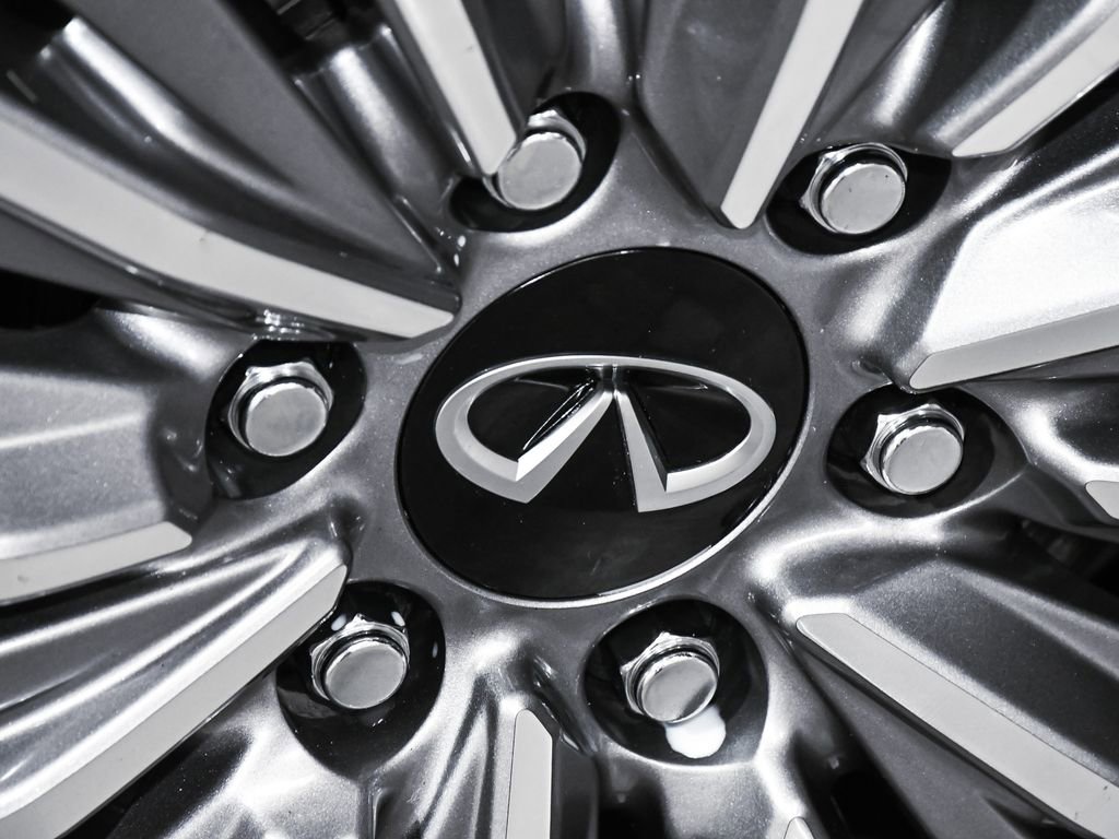 Used 2025 INFINITI QX80 Sensory image 96