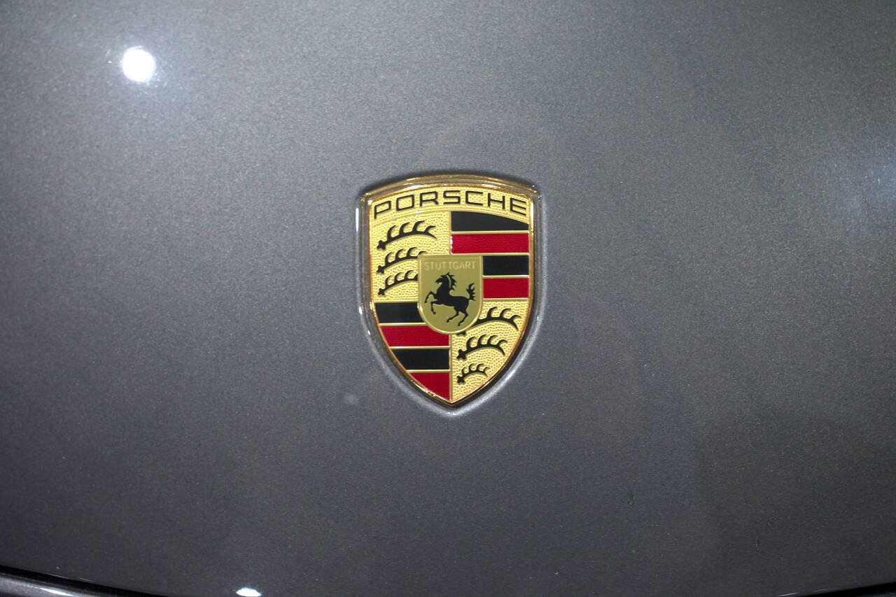 Used 2019 Porsche 911 Carrera S image 21