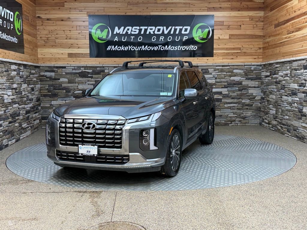 Used 2025 Hyundai Palisade Calligraphy image 4