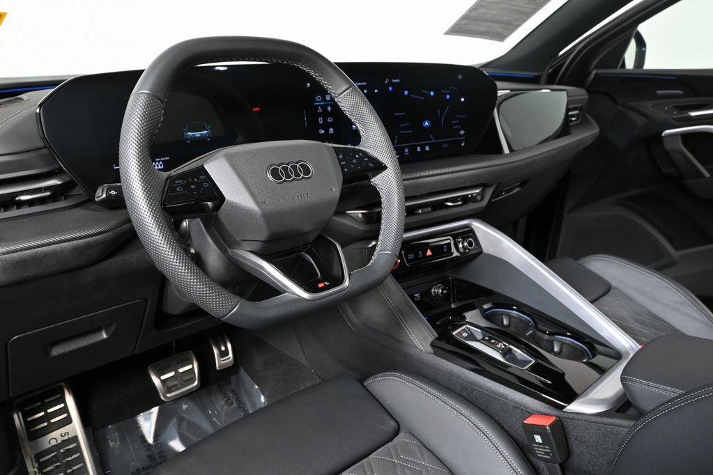 Used 2025 Audi SQ5 Premium Plus image 4