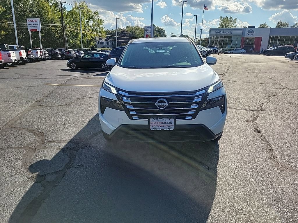 New 2026 Nissan Rogue SV AWD/4WD image 31