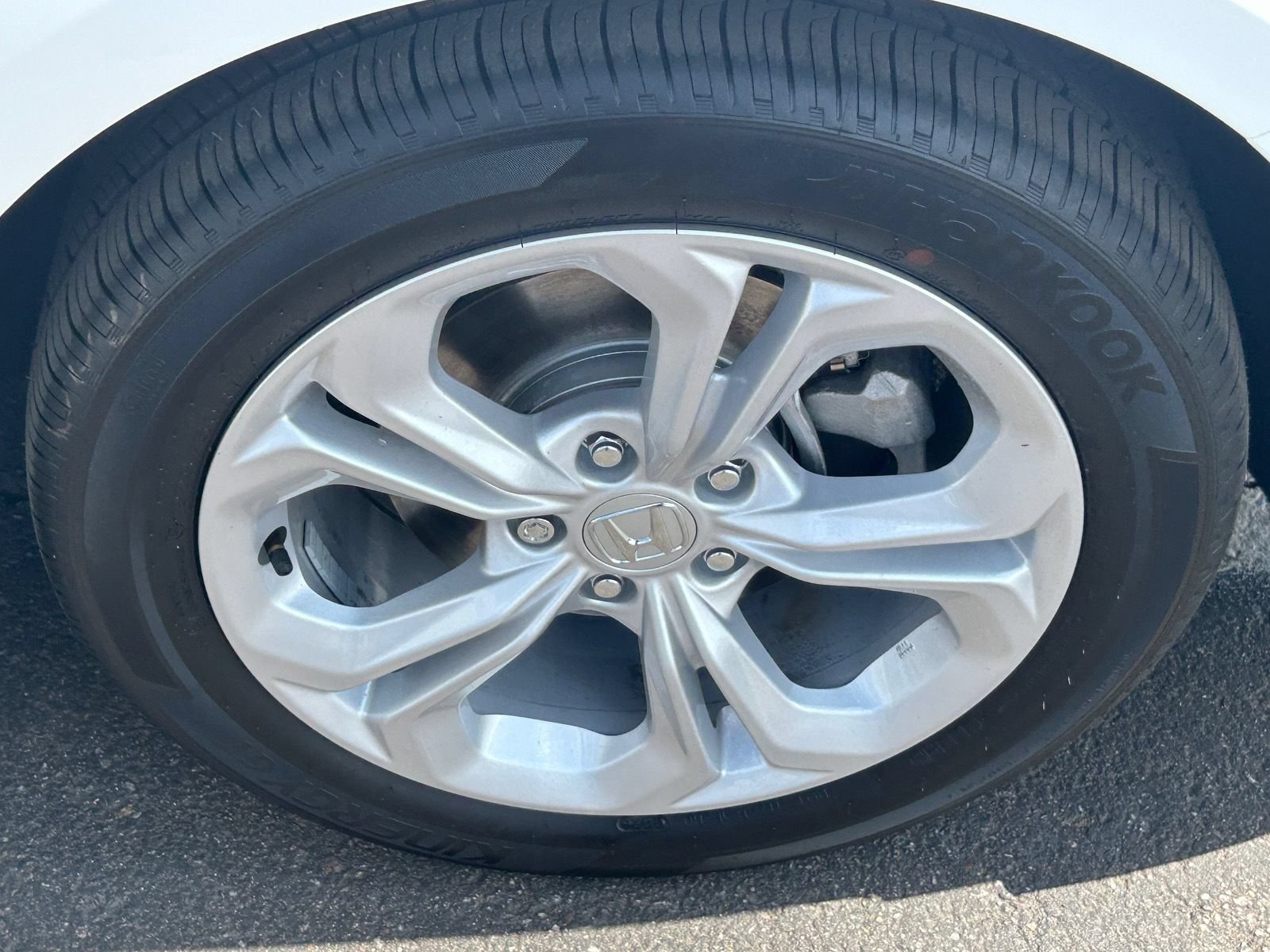 New 2026 Honda Accord LX image 10