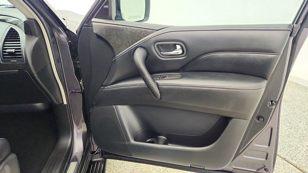 Used 2022 INFINITI QX80 Luxe image 28