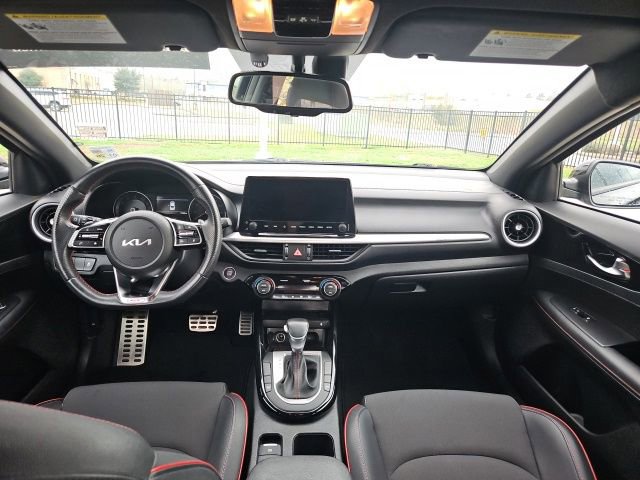 Used 2022 Kia Forte GT w/ GT Technology Package image 40