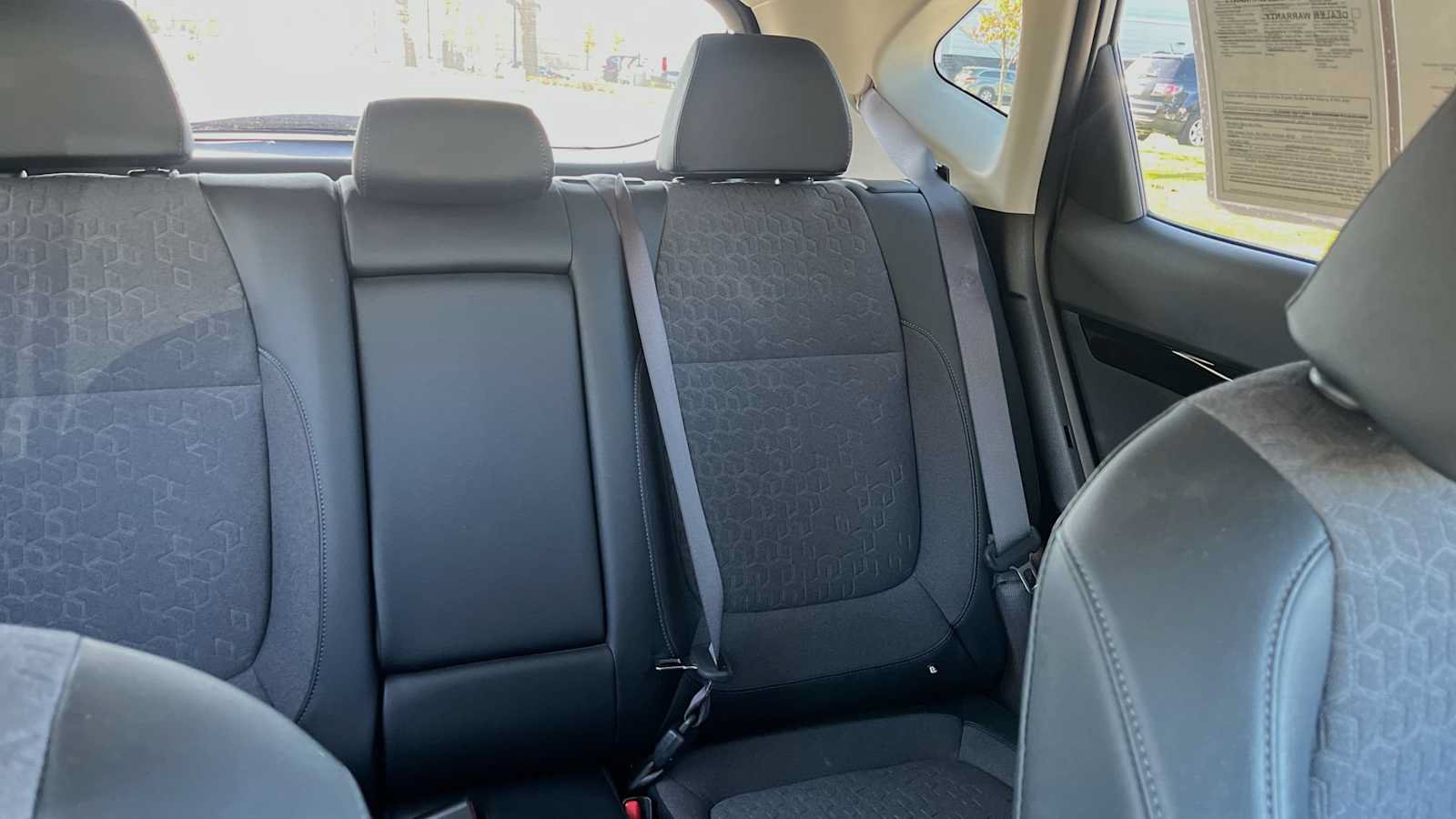Used 2025 Kia Seltos S AWD/4WD image 31