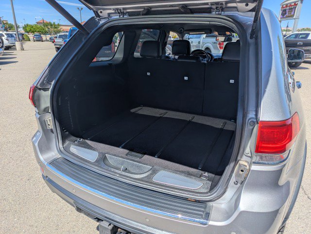 Used 2014 Jeep Grand Cherokee Limited w/ Trailer Tow Group IV AWD/4WD image 28