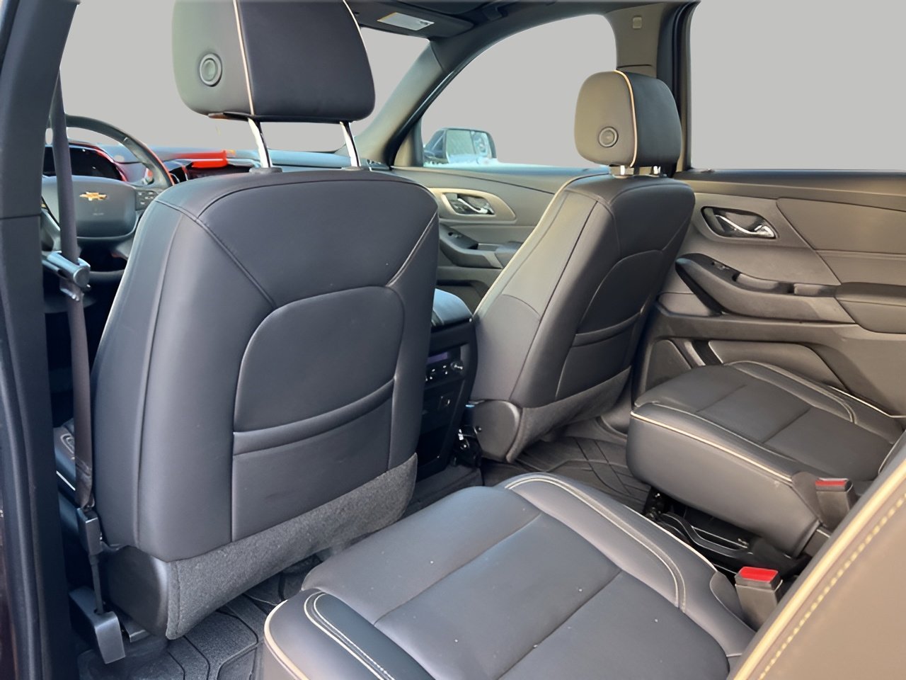 Used 2022 Chevrolet Traverse Premier w/ LPO, Floor Liner Package image 29