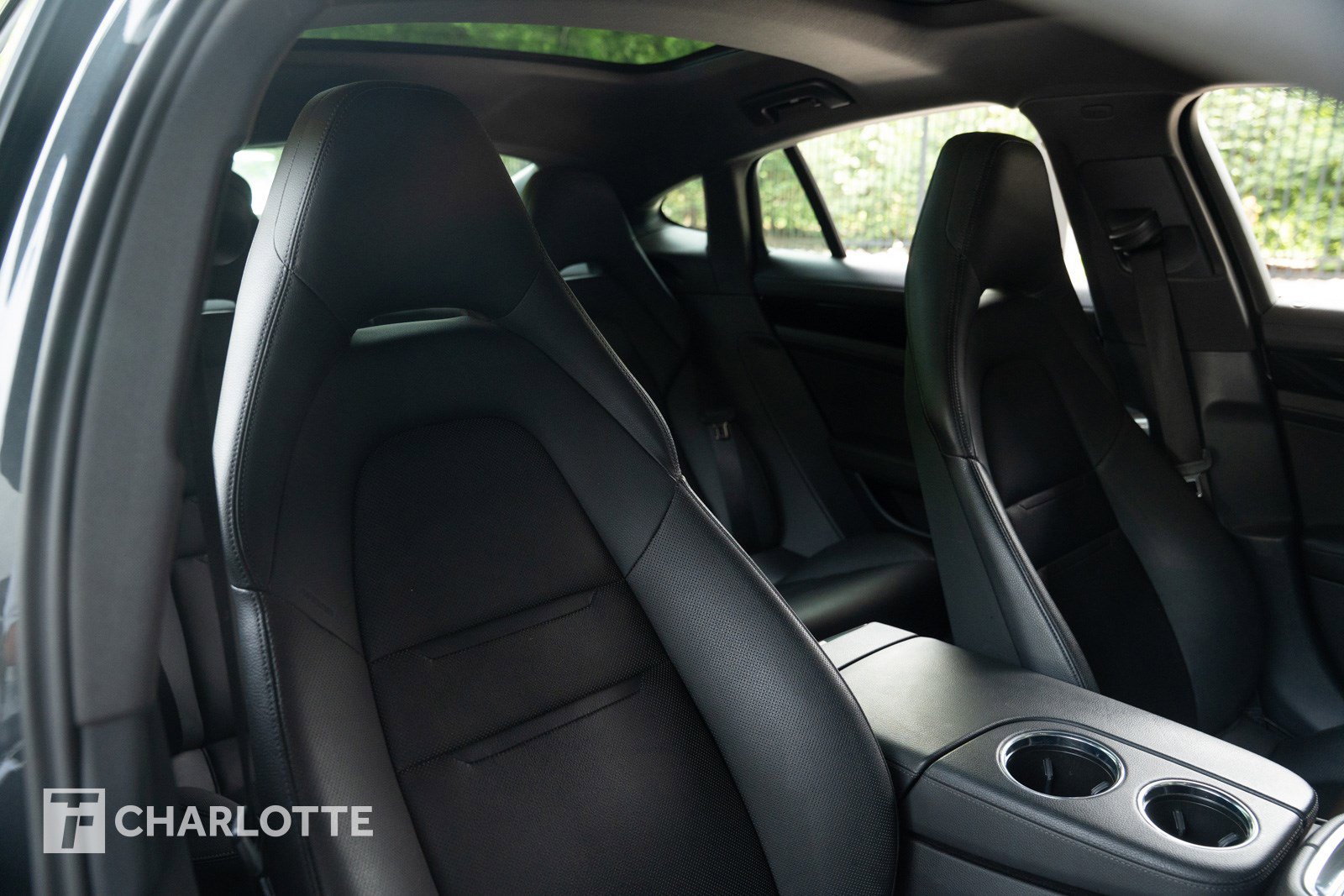 Used 2020 Porsche Panamera 4 image 29