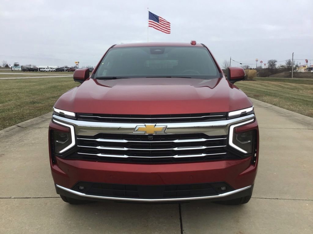 New 2026 Chevrolet Suburban LT w/ Comfort Package image 12