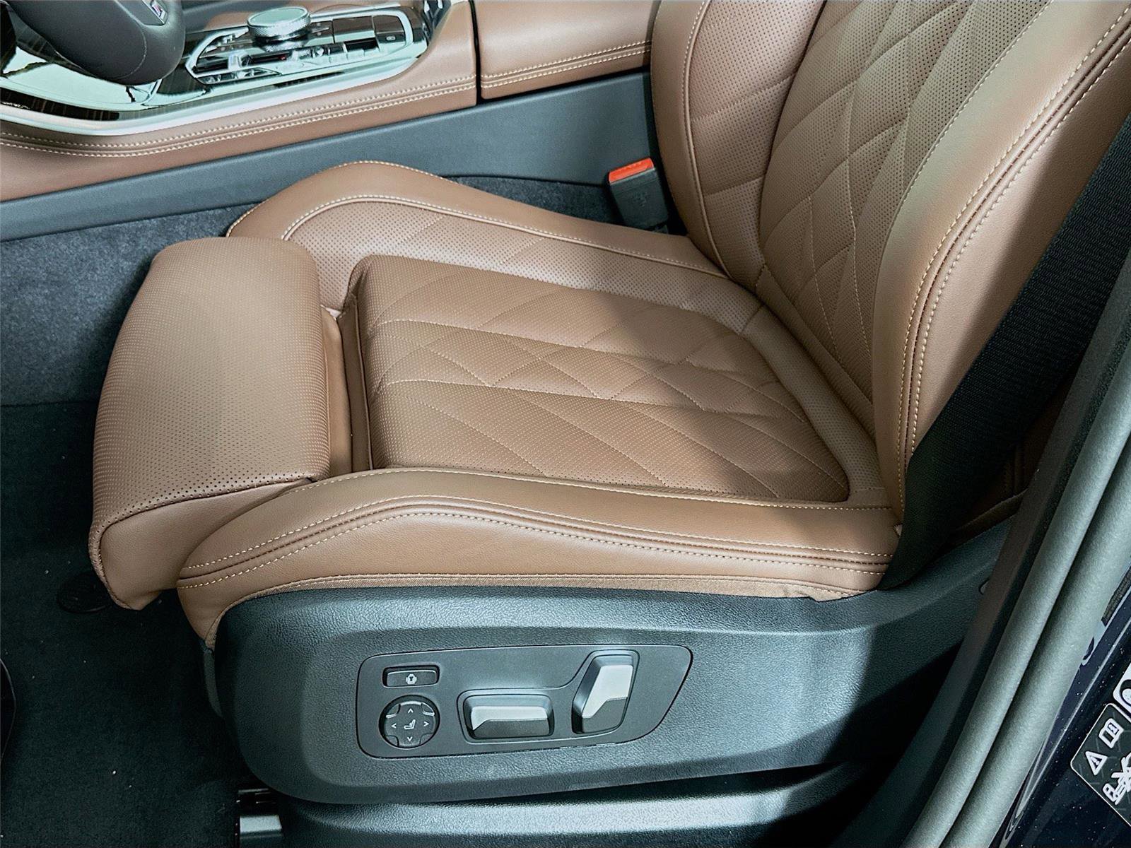 New 2026 BMW X5 xDrive40i w/ M Sport Package image 20