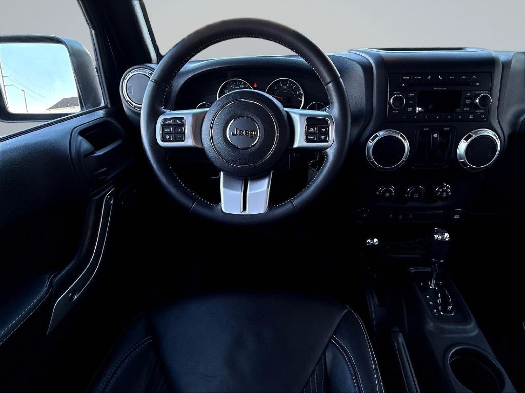 Used 2013 Jeep Wrangler Sport AWD/4WD image 14