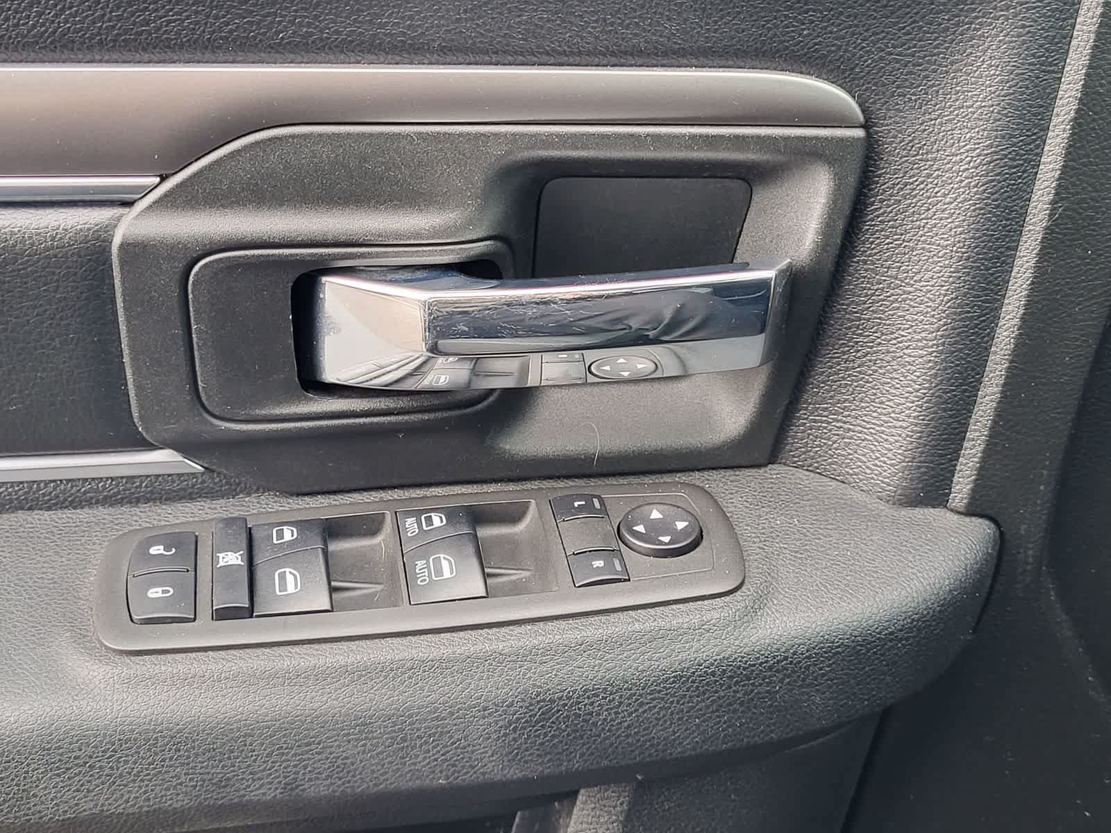 Used 2021 RAM 1500 Warlock w/ Electronics Group AWD/4WD image 15