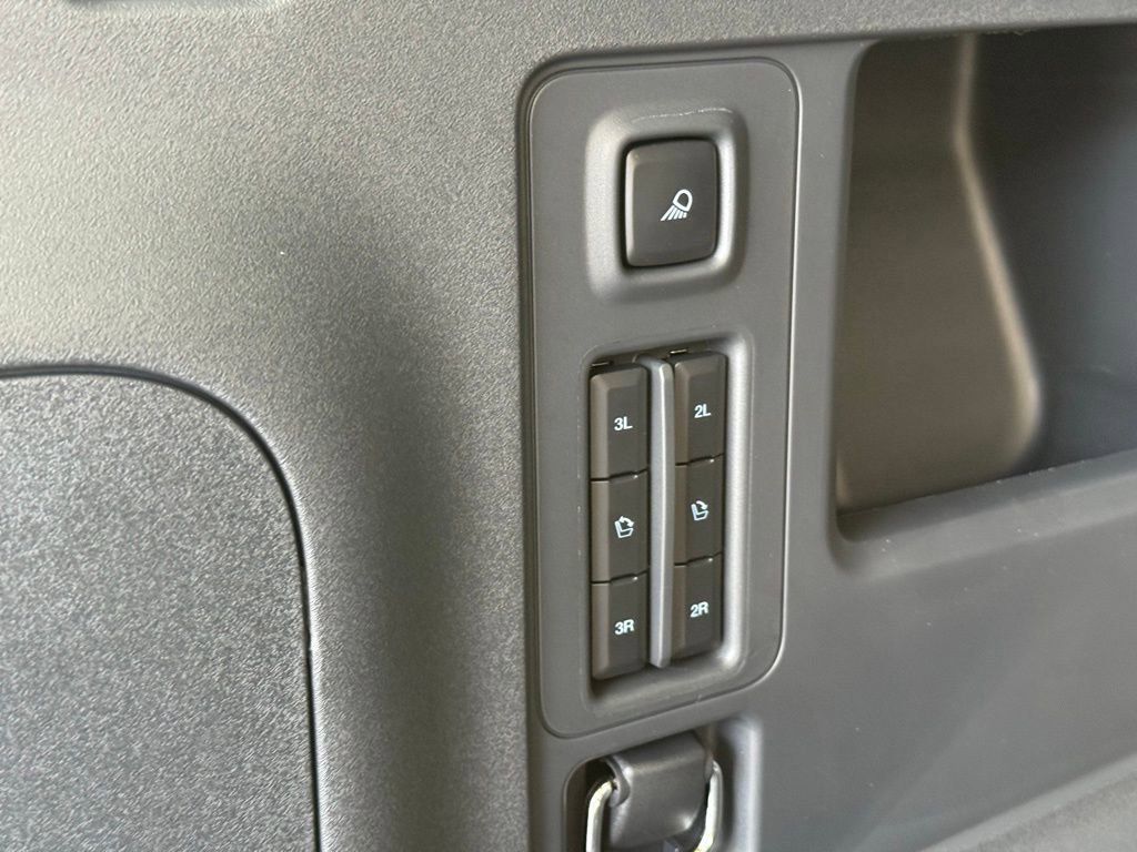 New 2025 Ford Expedition Max Platinum w/ Stealth Performance Package image 9