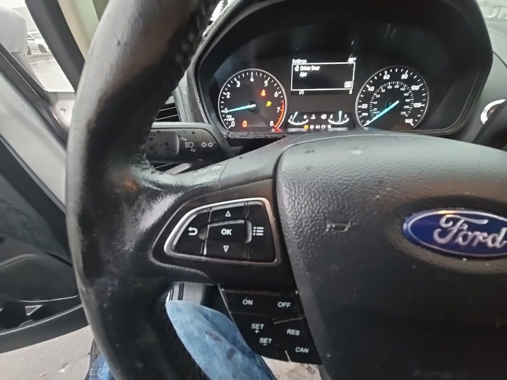 Used 2019 Ford EcoSport SE w/ SE Convenience Package image 17