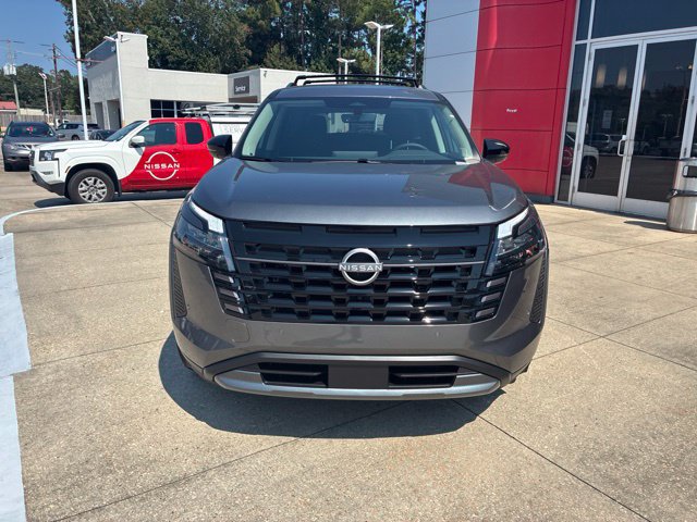 New 2026 Nissan Pathfinder SL w/ SL Premium Package FWD image 2