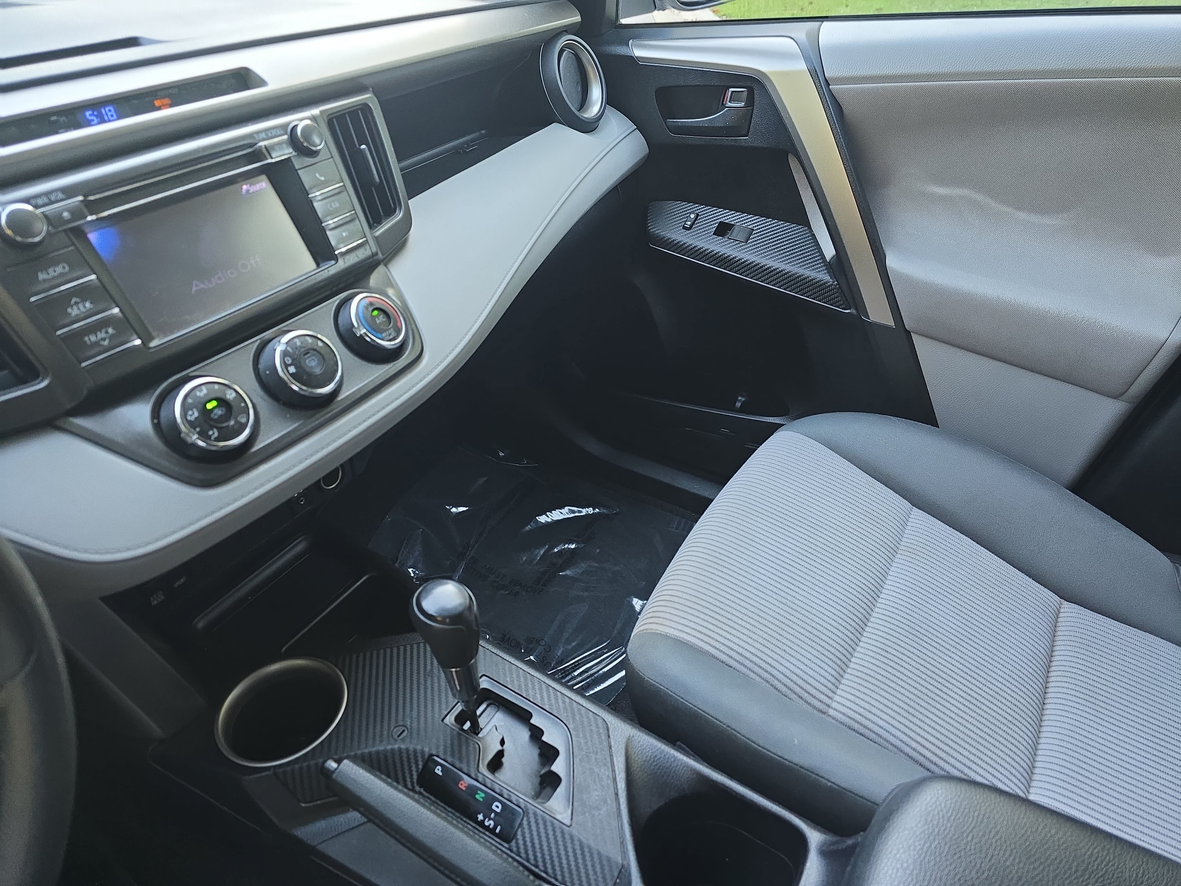 Used 2013 Toyota RAV4 LE FWD image 22
