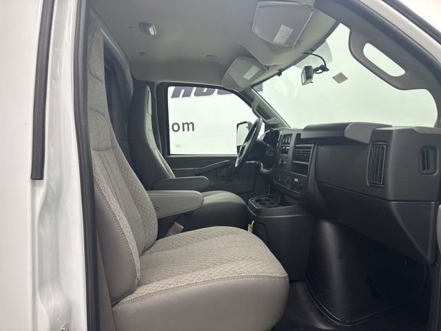 New 2026 Chevrolet Express 3500 w/ Power Convenience Package RWD image 34
