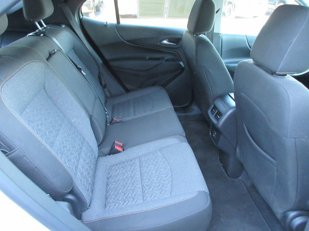 Used 2024 Chevrolet Equinox LT image 18