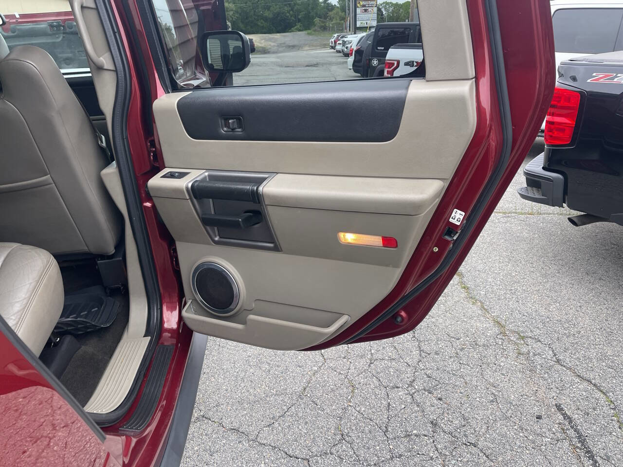 Used 2003 HUMMER H2 Base 4dr 4WD SUV w/ Preferred Equipment Group image 20