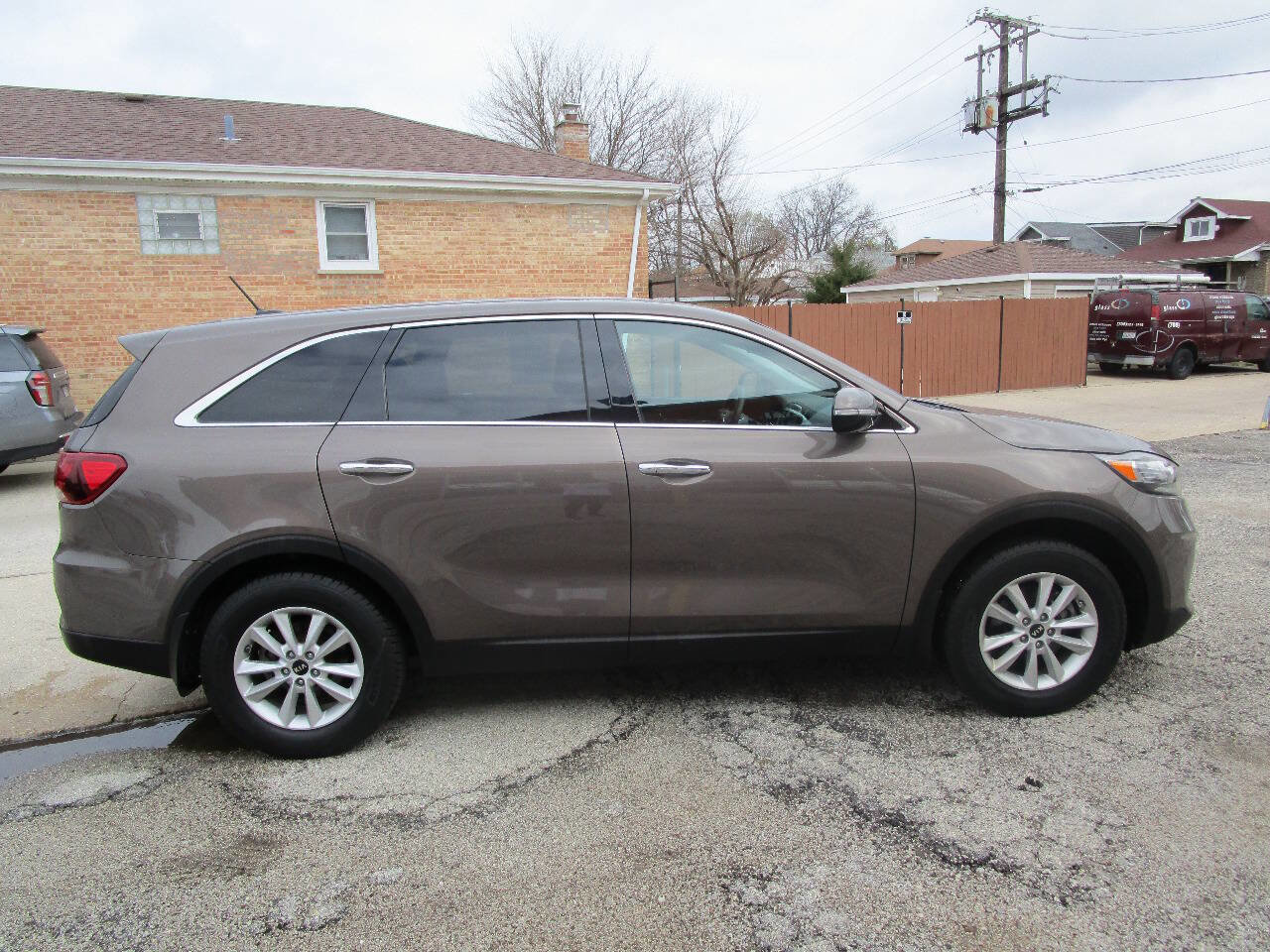 Used 2019 Kia Sorento FWD image 2