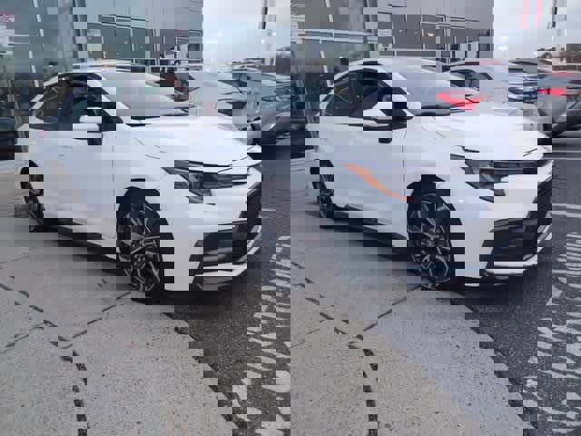 Used 2020 Toyota Corolla SE image 4