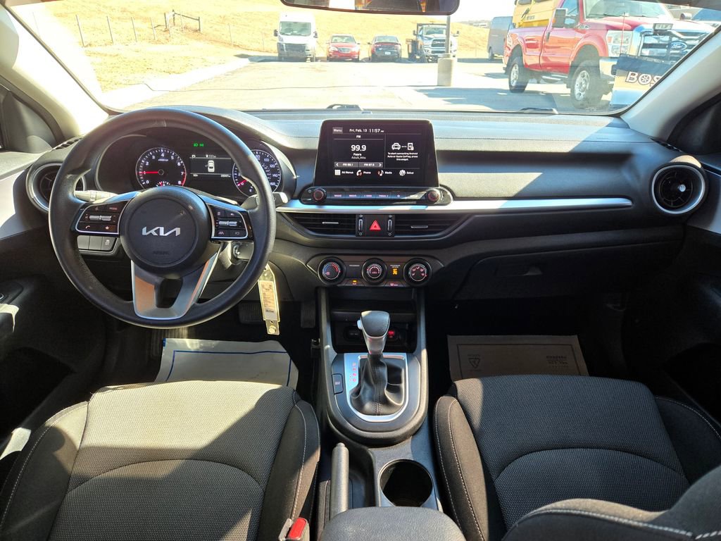 Used 2024 Kia Forte LX image 17