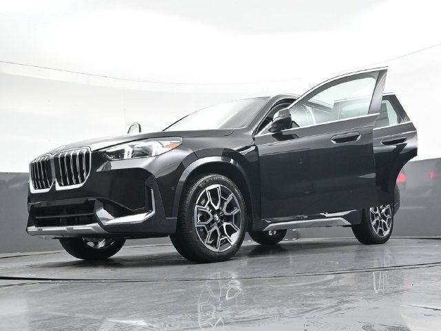 New 2027 BMW X1 xDrive28i w/ Convenience Package AWD/4WD image 46