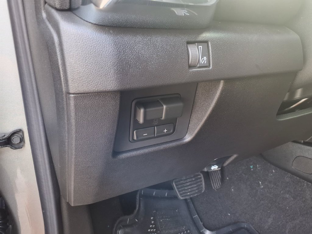 New 2026 GMC Canyon Elevation w/ Convenience Package RWD image 11