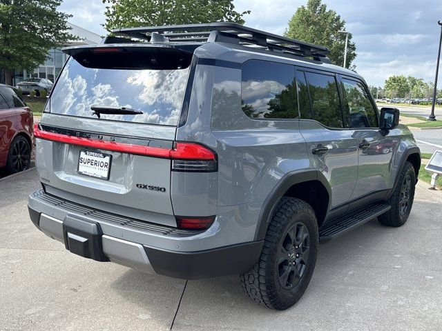Used 2024 Lexus GX 550 AWD/4WD image 3