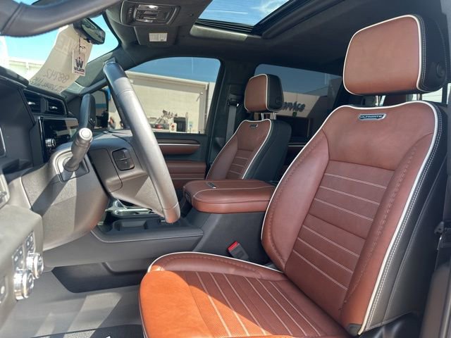 Used 2025 GMC Sierra 2500 Denali Ultimate w/ Max Trailering Package AWD/4WD image 14