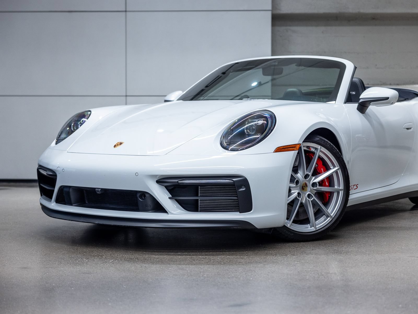 Certified 2022 Porsche 911 Carrera GTS w/ Premium Package RWD image 23