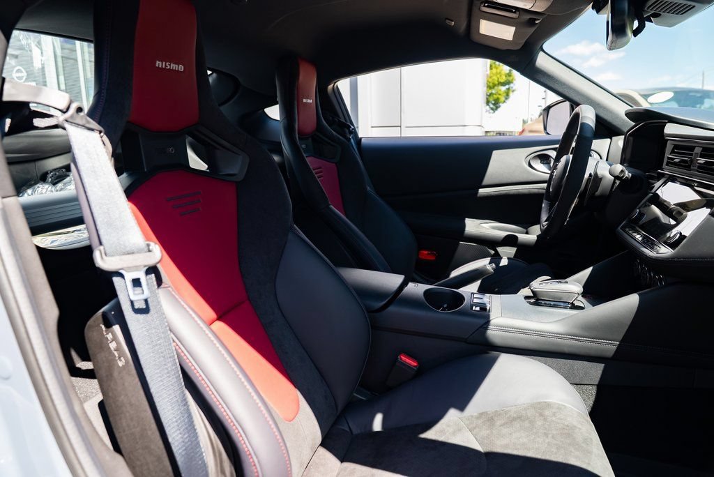 Certified 2024 Nissan Z NISMO w/ Floor Mat Package RWD image 22