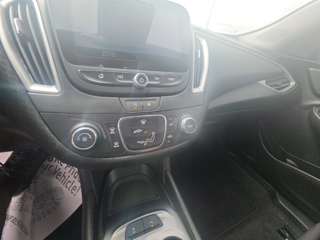 Used 2024 Chevrolet Malibu LS FWD image 20