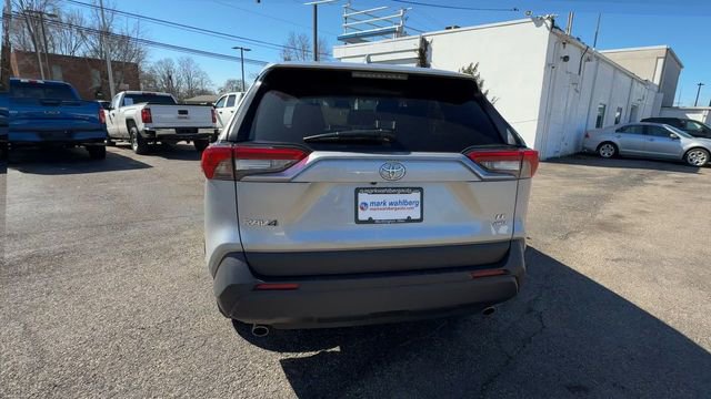 Used 2025 Toyota RAV4 LE image 7
