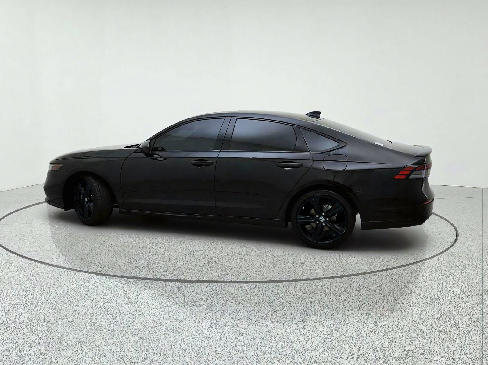 Used 2024 Honda Accord Sport image 13