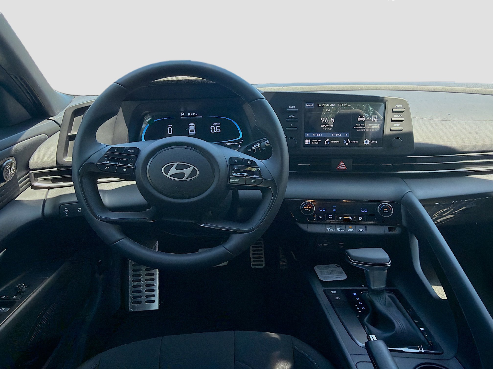 New 2026 Hyundai Elantra Sport FWD image 15