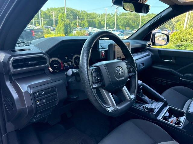 Used 2025 Toyota Tacoma TRD Off-Road AWD/4WD image 14