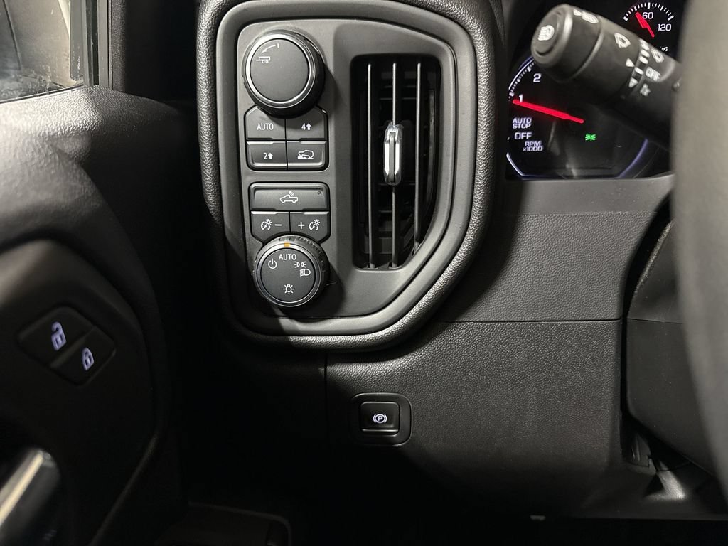 Used 2024 Chevrolet Silverado 1500 Custom AWD/4WD image 18