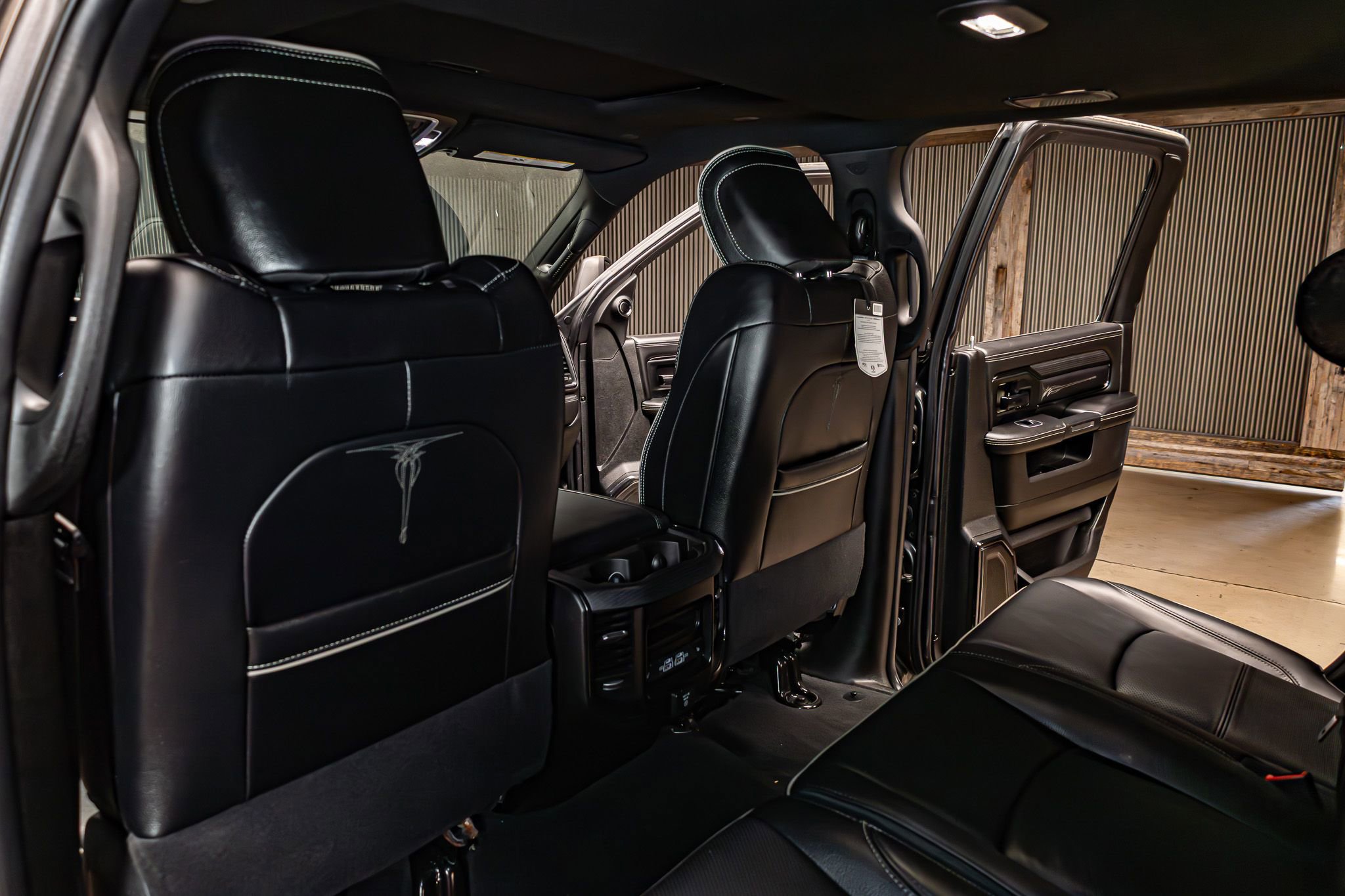 Used 2024 RAM 2500 Limited AWD/4WD image 24