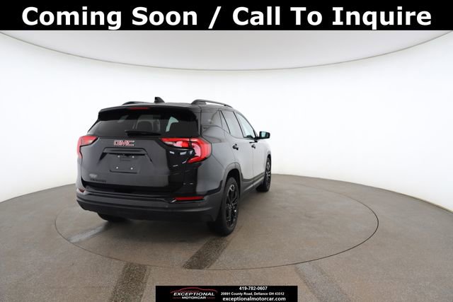 Used 2021 GMC Terrain SLT w/ Elevation Edition image 17