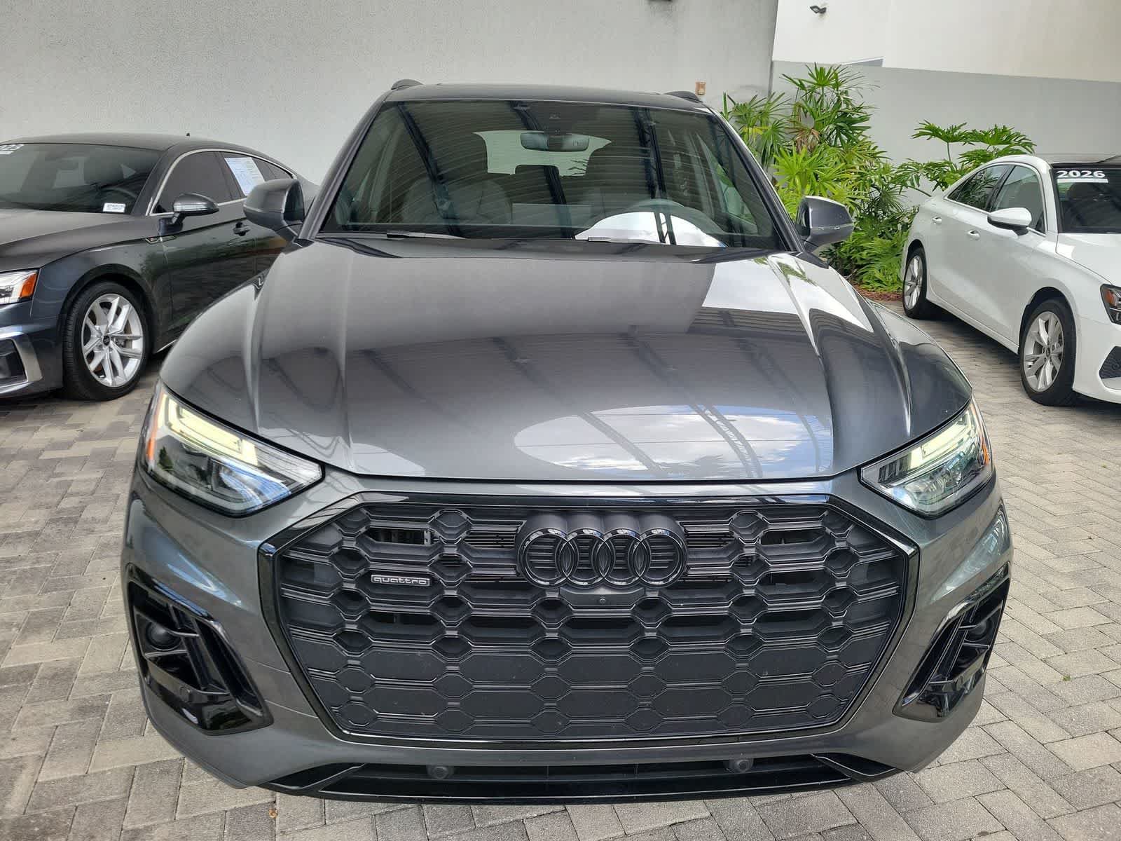 Used 2024 Audi Q5 e Premium Plus w/ Premium Plus Package AWD/4WD image 6