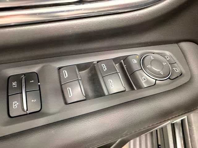Used 2024 Chevrolet Suburban High Country AWD/4WD image 29