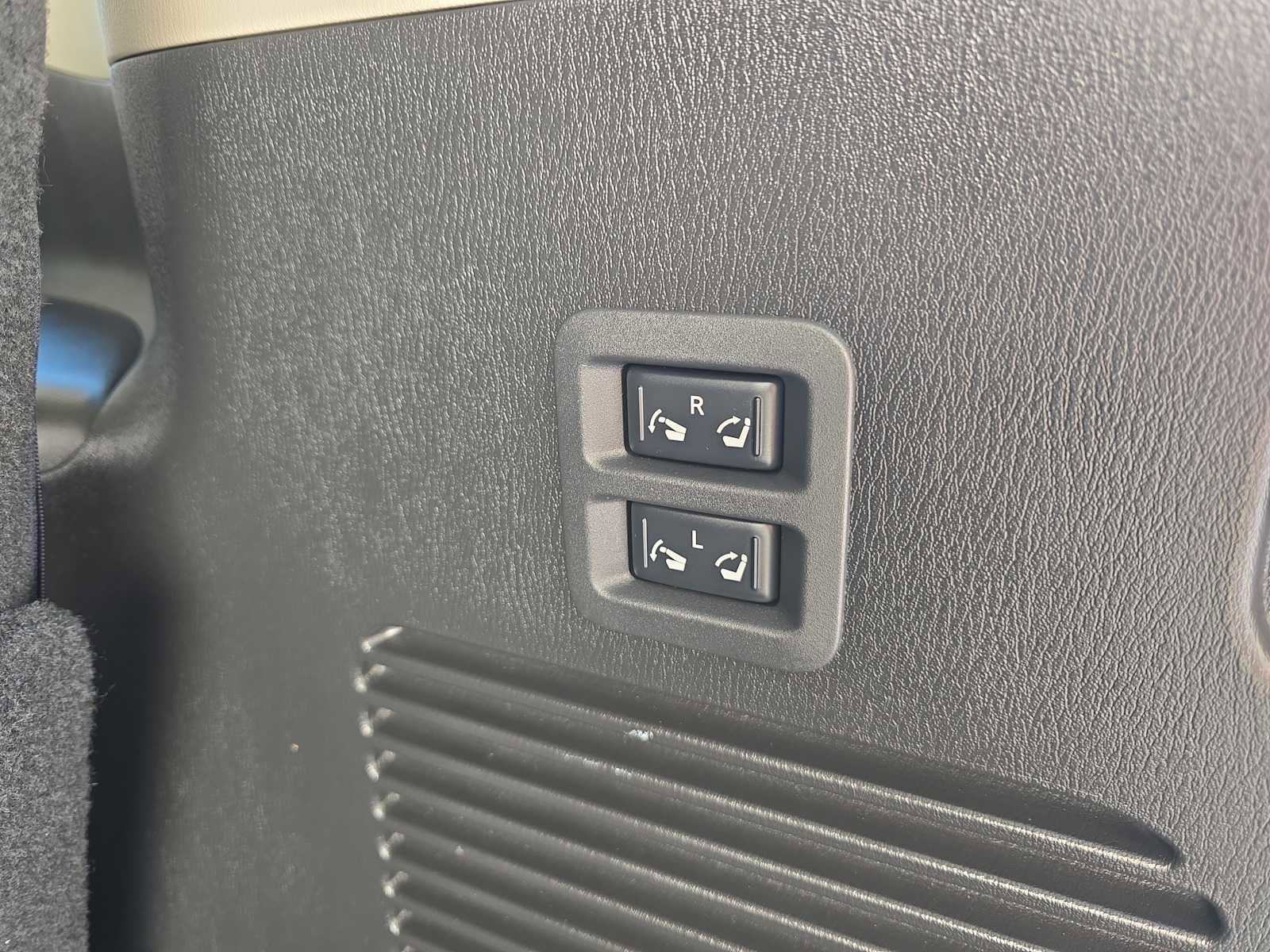 Certified 2024 INFINITI QX80 Premium Select w/ Cargo Package image 30